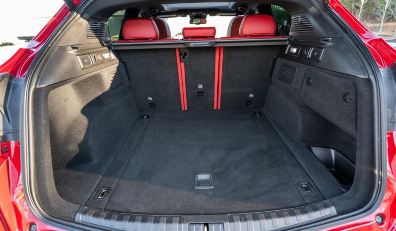 								2022 Alfa Romeo Stelvio Veloce Q4 full									