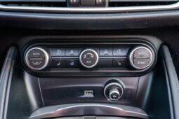 										2022 Alfa Romeo Stelvio Veloce Q4 full									