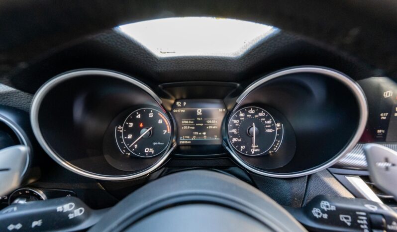 								2022 Alfa Romeo Stelvio Veloce Q4 full									