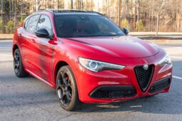 										2022 Alfa Romeo Stelvio Veloce Q4 full									