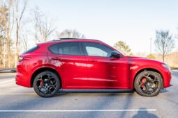 										2022 Alfa Romeo Stelvio Veloce Q4 full									
