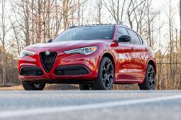 										2022 Alfa Romeo Stelvio Veloce Q4 full									