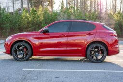 										2022 Alfa Romeo Stelvio Veloce Q4 full									