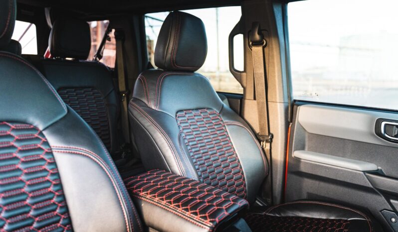 								2023 Ford Bronco Big Bend full									