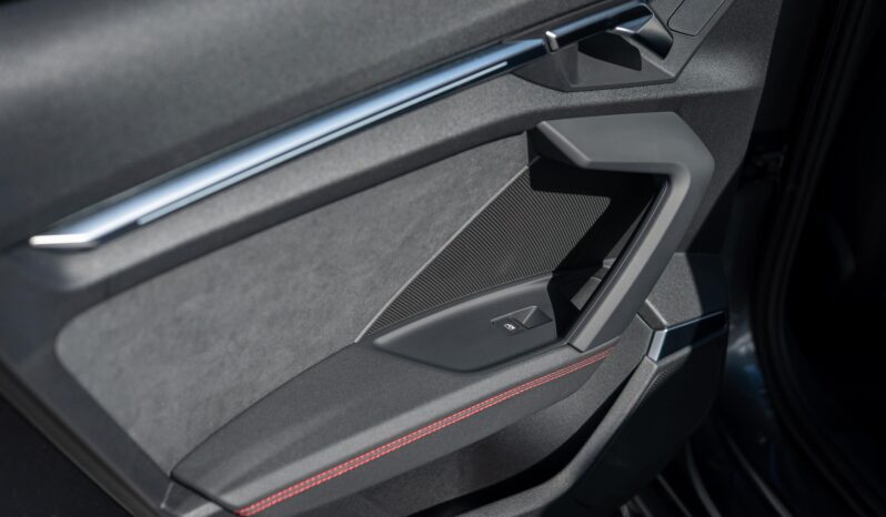 								2023 Audi RS3 401Hp full									