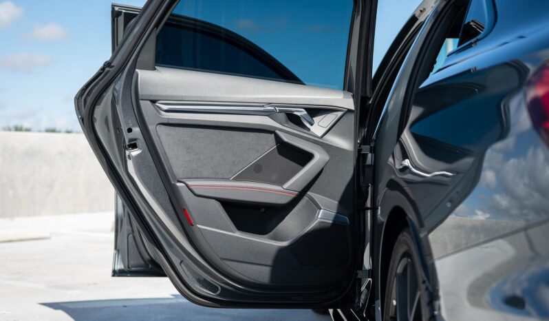 								2023 Audi RS3 401Hp full									