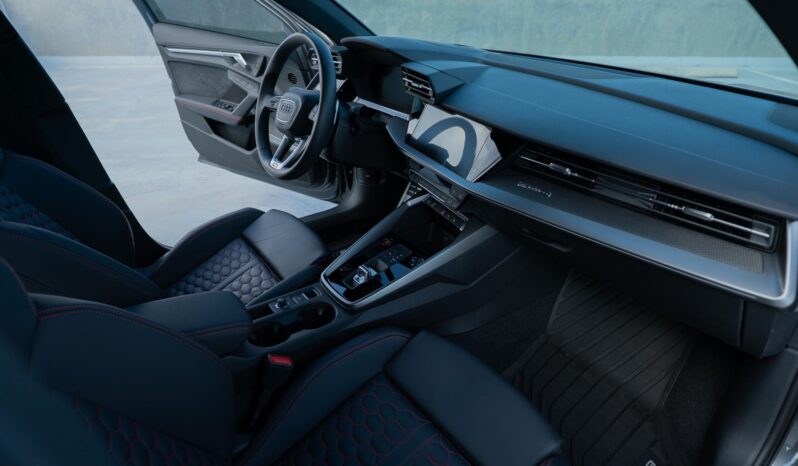 								2023 Audi RS3 401Hp full									