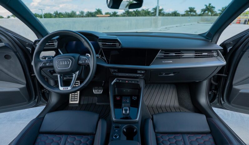 								2023 Audi RS3 401Hp full									