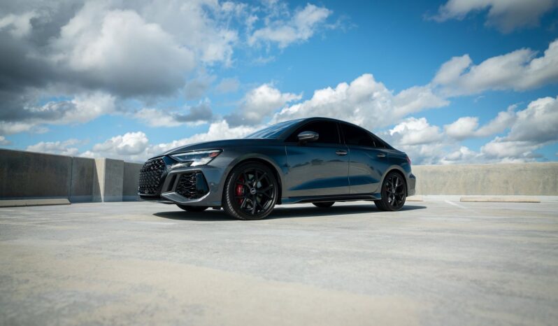 								2023 Audi RS3 401Hp full									