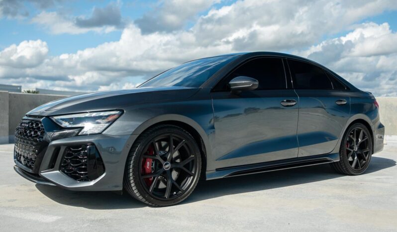 								2023 Audi RS3 401Hp full									