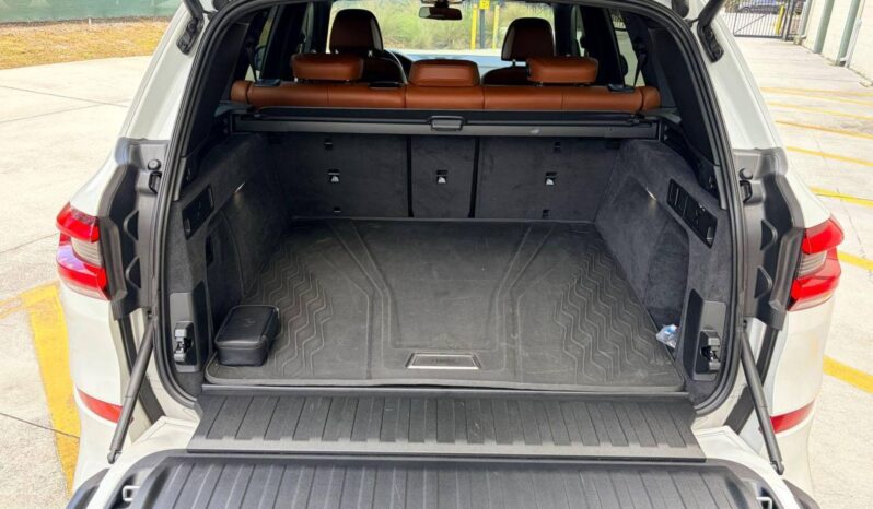 								2023 BMW X5 M50i full									