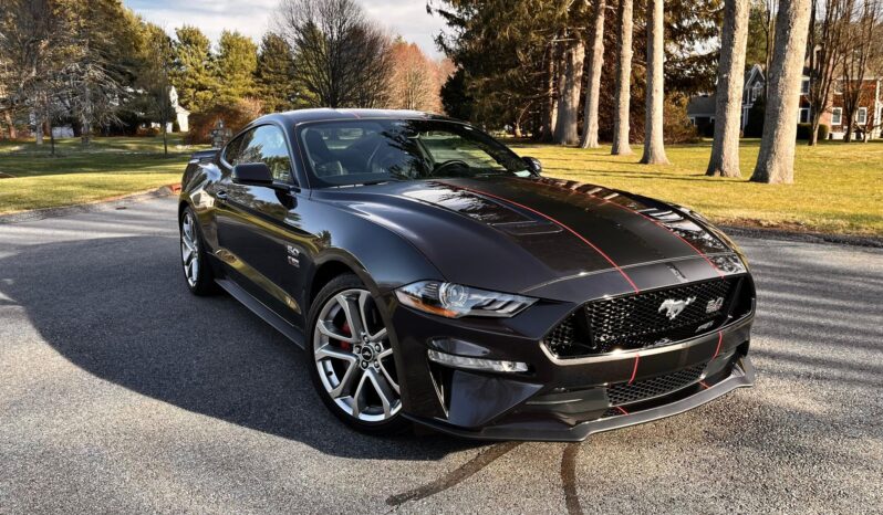 								2022 Ford Mustang GT Coupe Premium full									