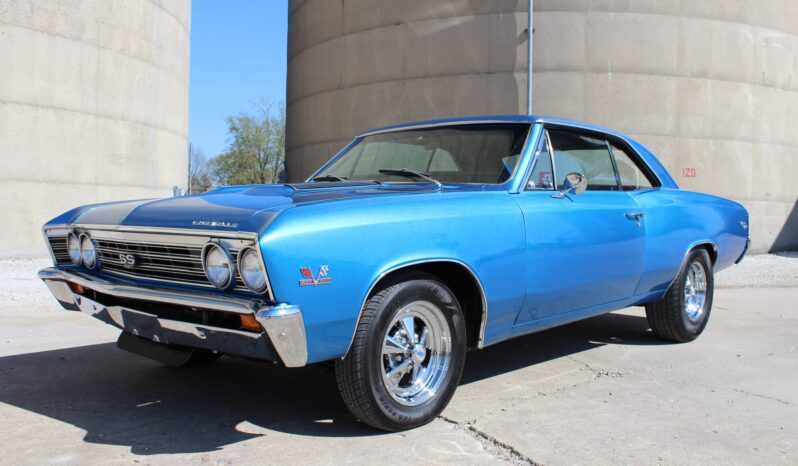 								1967 Chevrolet Chevelle Malibu Sport Coupe 4-Speed full									