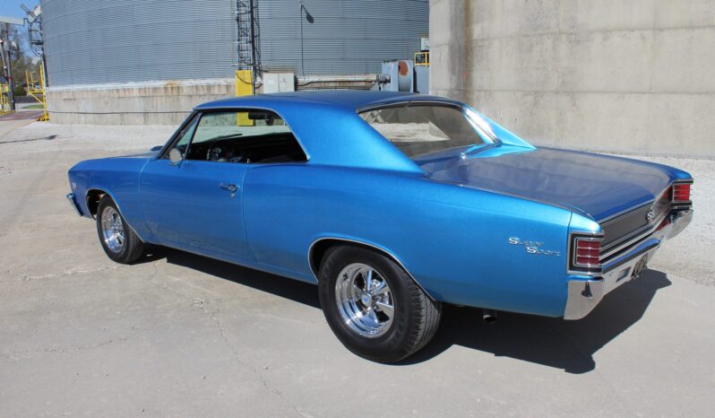 								1967 Chevrolet Chevelle Malibu Sport Coupe 4-Speed full									