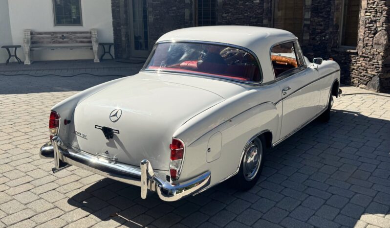								1959 Mercedes-Benz 220SE Coupe 4-Speed full									