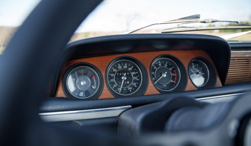 								1971 BMW 3.0 CSL full									