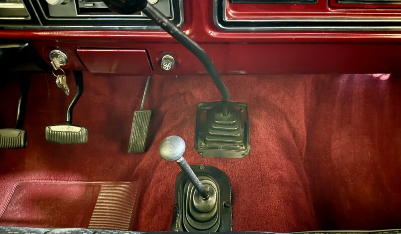 								1979 Ford Bronco Custom 4×4 4-Speed full									