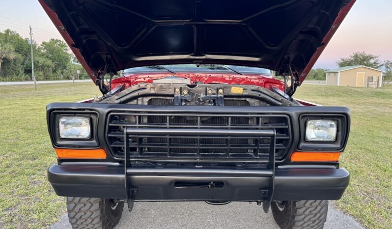 								1979 Ford Bronco Custom 4×4 4-Speed full									