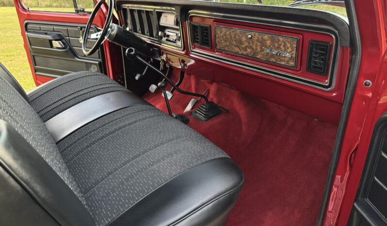 								1979 Ford Bronco Custom 4×4 4-Speed full									