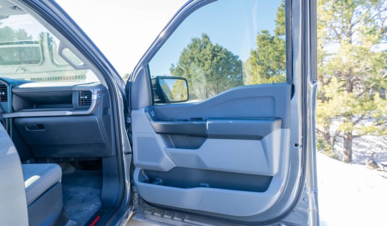 								2025 Ford F-150 XL 4×4 Supercharged full									