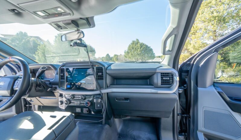 								2025 Ford F-150 XL 4×4 Supercharged full									