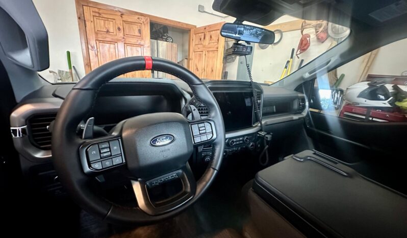 								2025 Ford F-150 XL 4×4 Supercharged full									