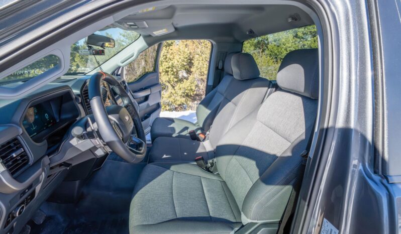 								2025 Ford F-150 XL 4×4 Supercharged full									