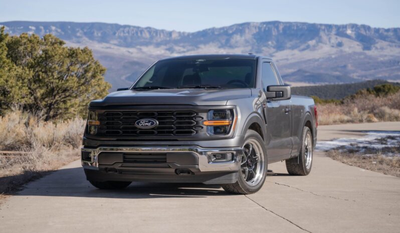 								2025 Ford F-150 XL 4×4 Supercharged full									