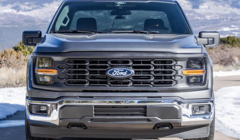 								2025 Ford F-150 XL 4×4 Supercharged full									