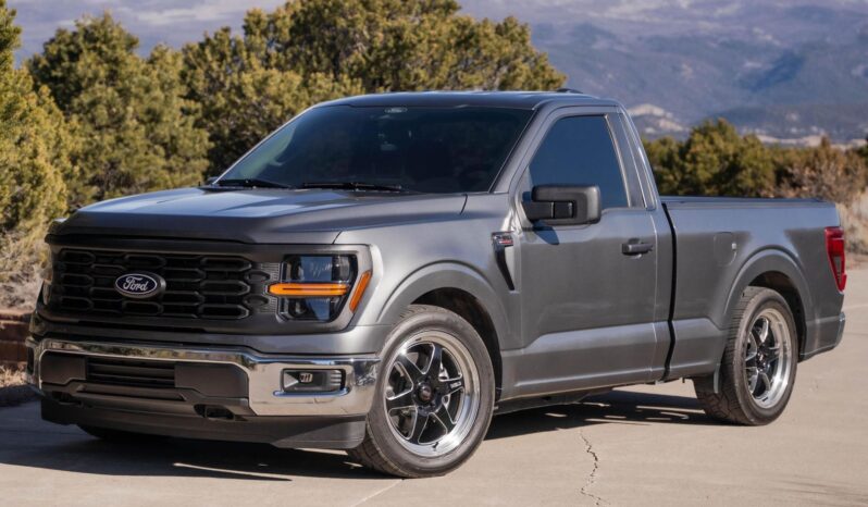 								2025 Ford F-150 XL 4×4 Supercharged full									