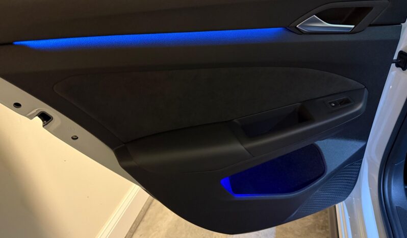 								2024 Volkswagen GTI 380 S hatchback full									