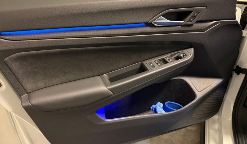 								2024 Volkswagen GTI 380 S hatchback full									