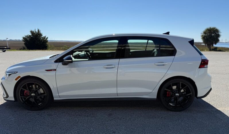 								2024 Volkswagen GTI 380 S hatchback full									