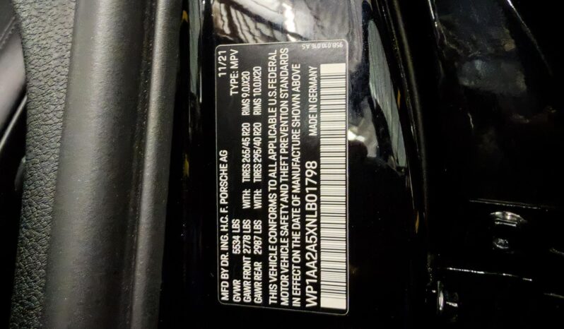 								2022 Porsche Macan AWD full									