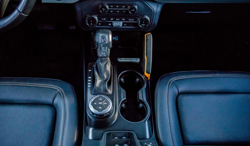 								2022 Ford Bronco Badlands full									