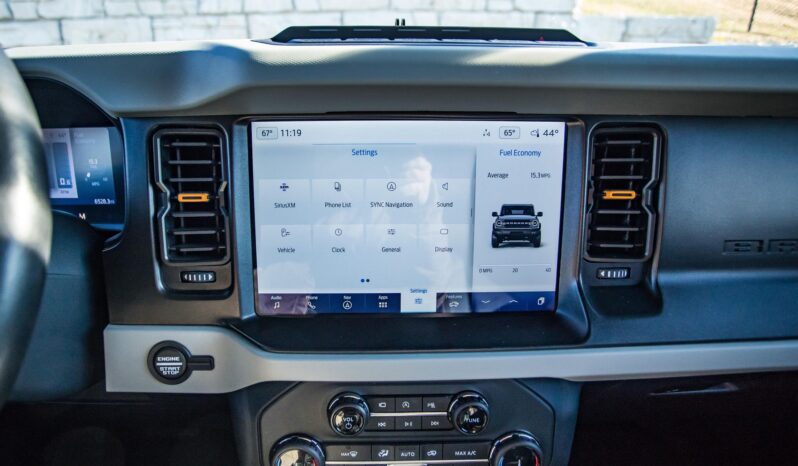 								2022 Ford Bronco Badlands full									