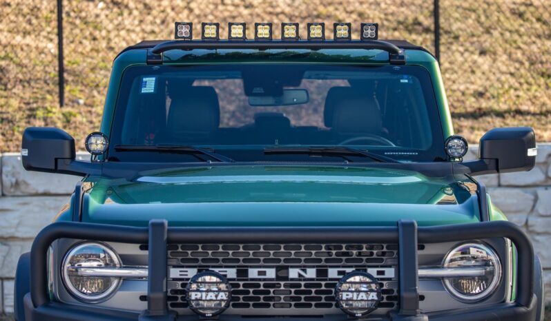 								2022 Ford Bronco Badlands full									