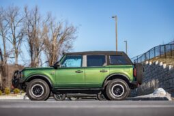 										2022 Ford Bronco Badlands full									