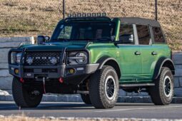 										2022 Ford Bronco Badlands full									