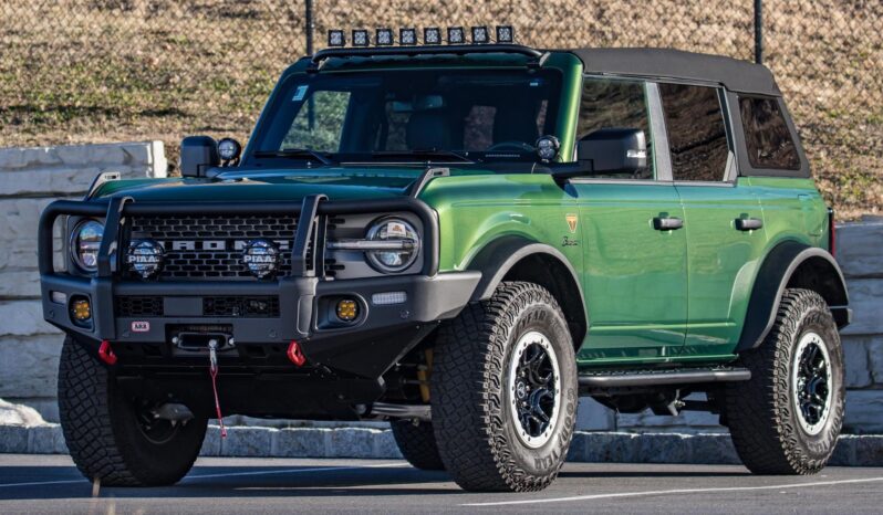 								2022 Ford Bronco Badlands full									