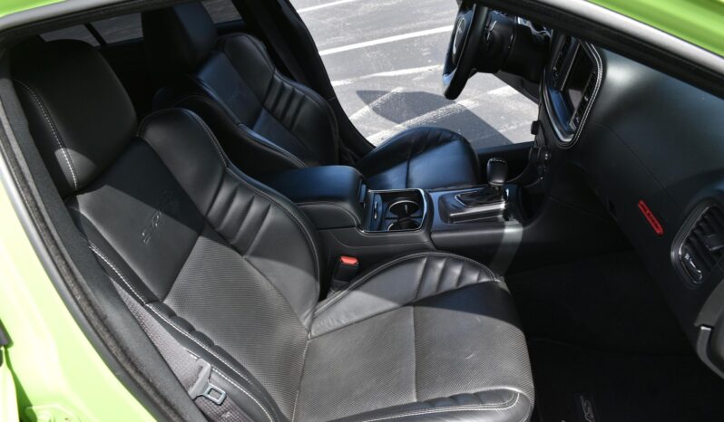 								2023 Dodge Charger SRT Hellcat Widebody Jailbreak 717-hp full									