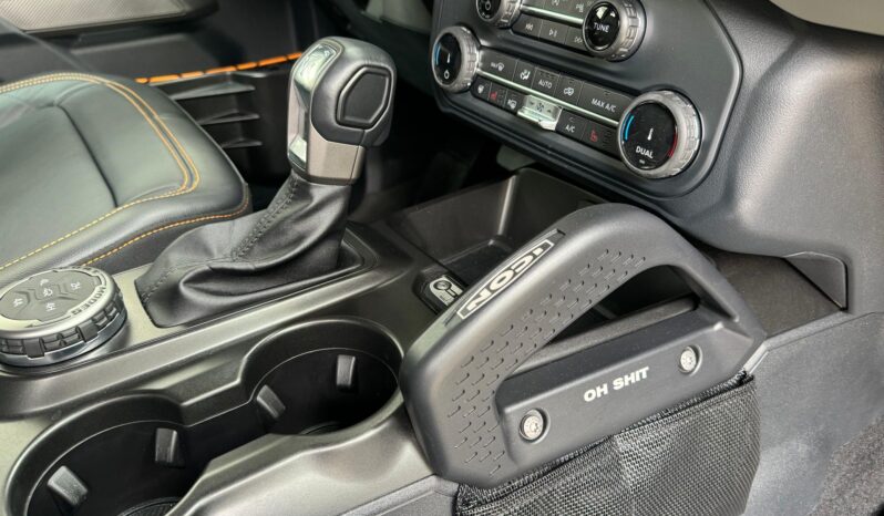 								2022 Ford Bronco Badlands 4WD full									