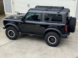 										2022 Ford Bronco Badlands 4WD full									