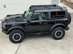 										2022 Ford Bronco Badlands 4WD full									