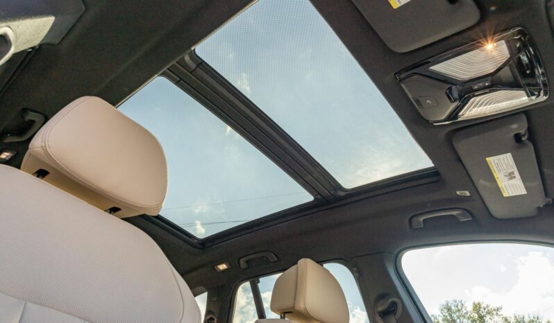 								2022 BMW X5 M50i 523-hp full									