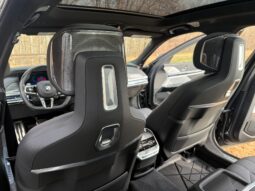 										2023 BMW 760i xDrive 536-hp Twin-Turbo full									