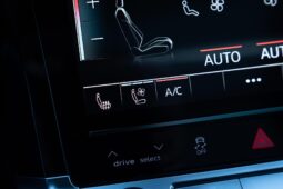 										2022 Audi e-tron Quattro Chronos Edition AWD full									