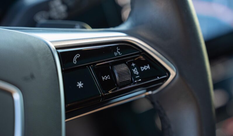 								2022 Audi e-tron Quattro Chronos Edition AWD full									