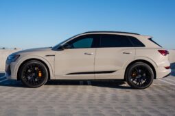 										2022 Audi e-tron Quattro Chronos Edition AWD full									