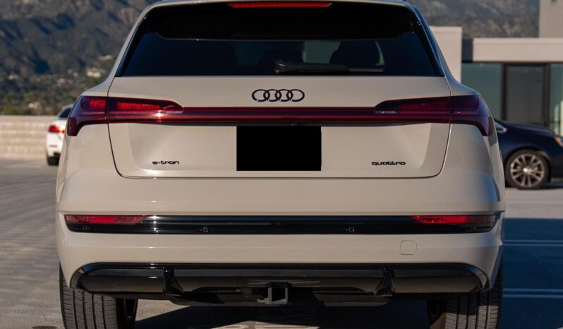 								2022 Audi e-tron Quattro Chronos Edition AWD full									